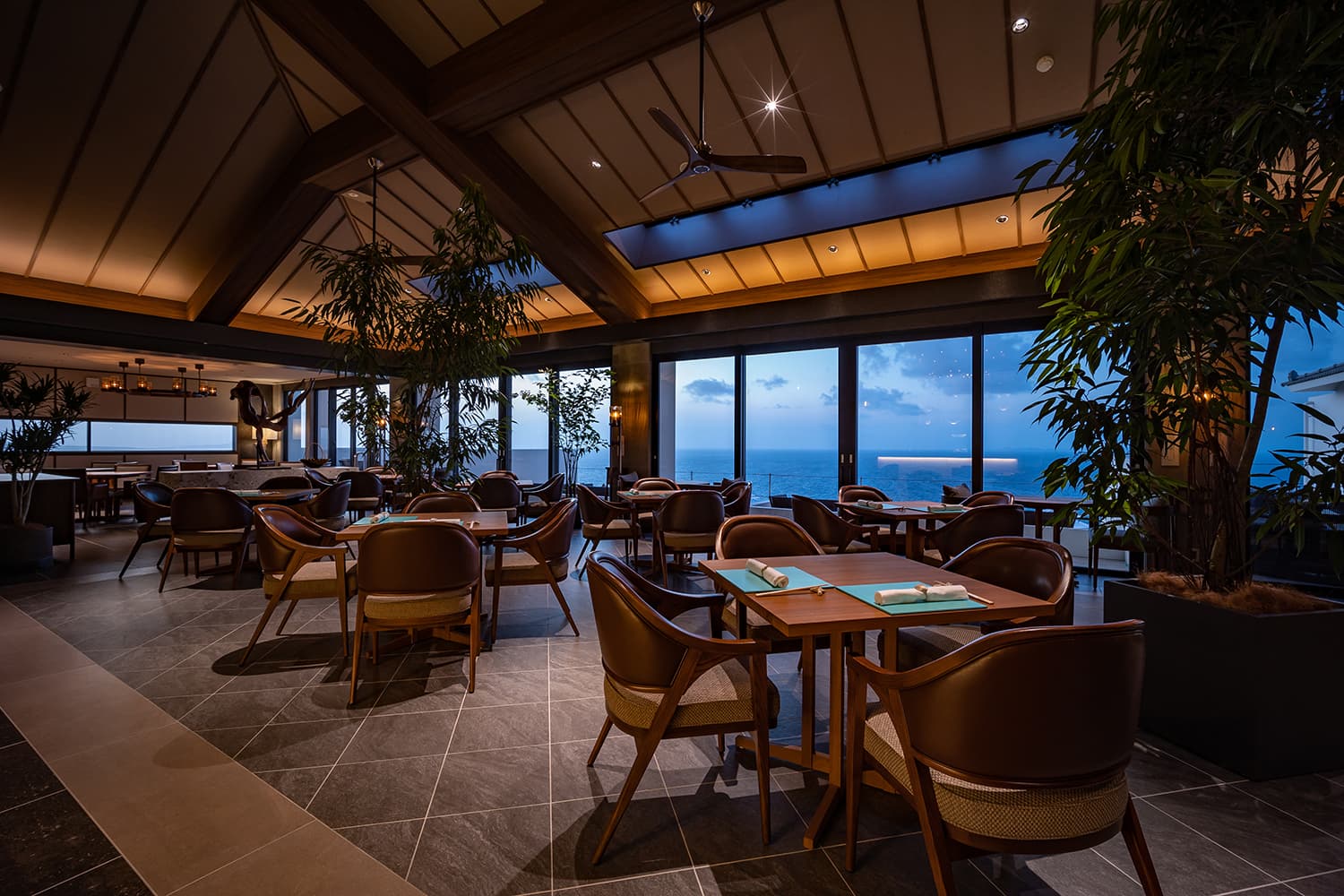 緊急事態宣言解除に伴うレストラン営業